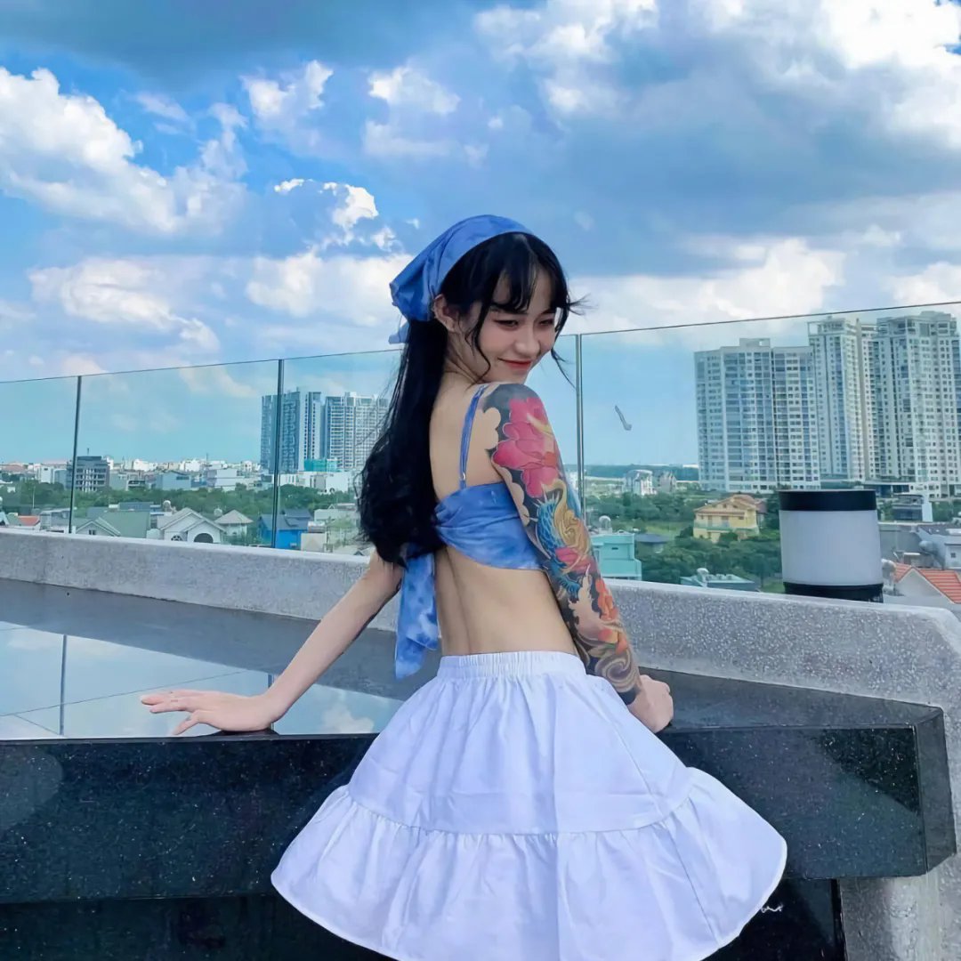 春曲丽影